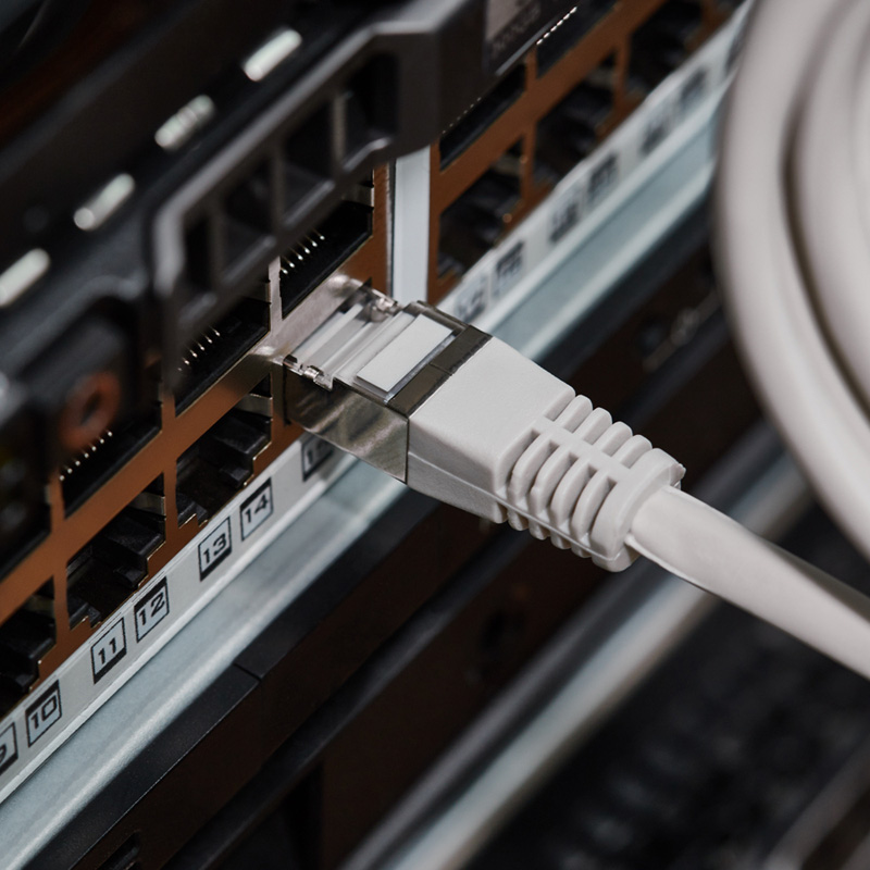 Шнур коммутационный патч-корд F/UTP RJ45-RJ45, CAT 5e, LSZH серый, 1,5м REXANT — фото