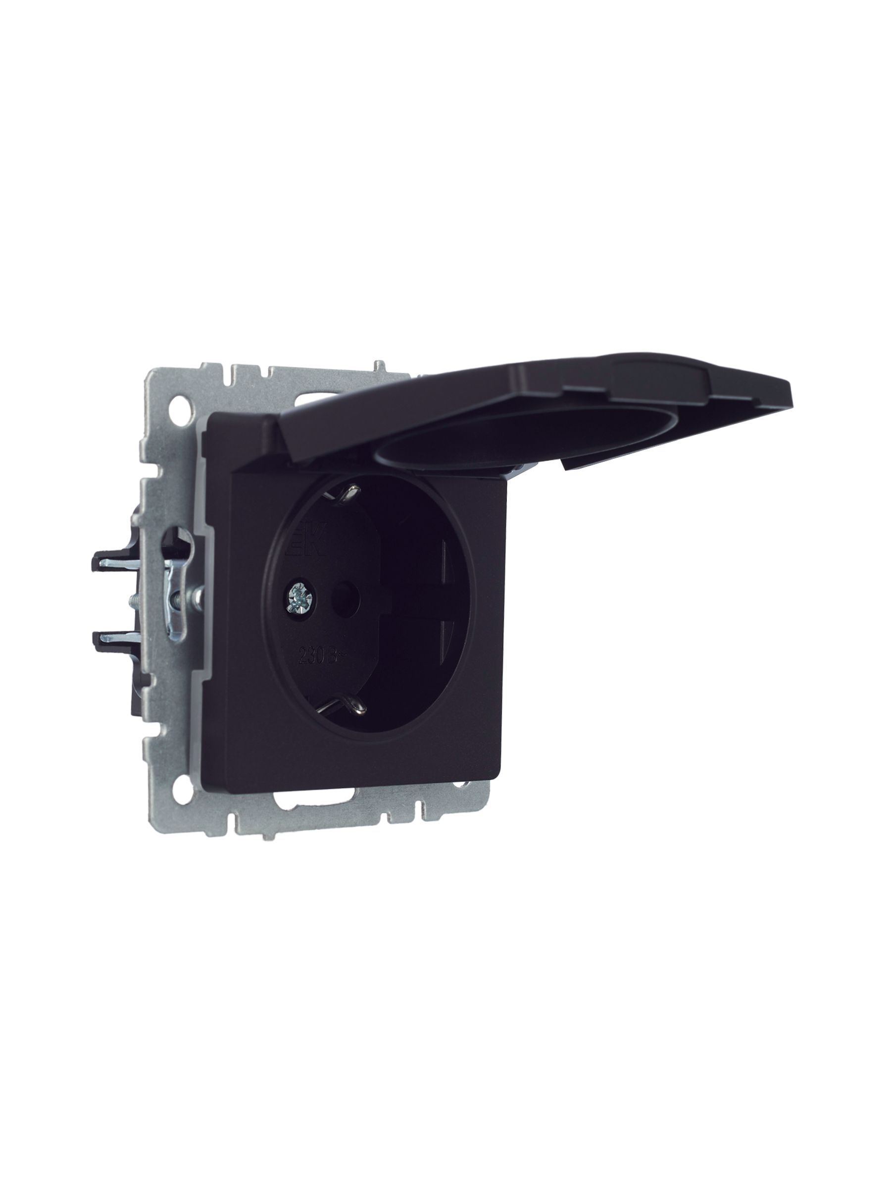 BRITE Розетка 1-местная с заземлением с защитными шторками и крышкой 16А IP44 РСбш10-3-44-БрЧ черный IEK — фото