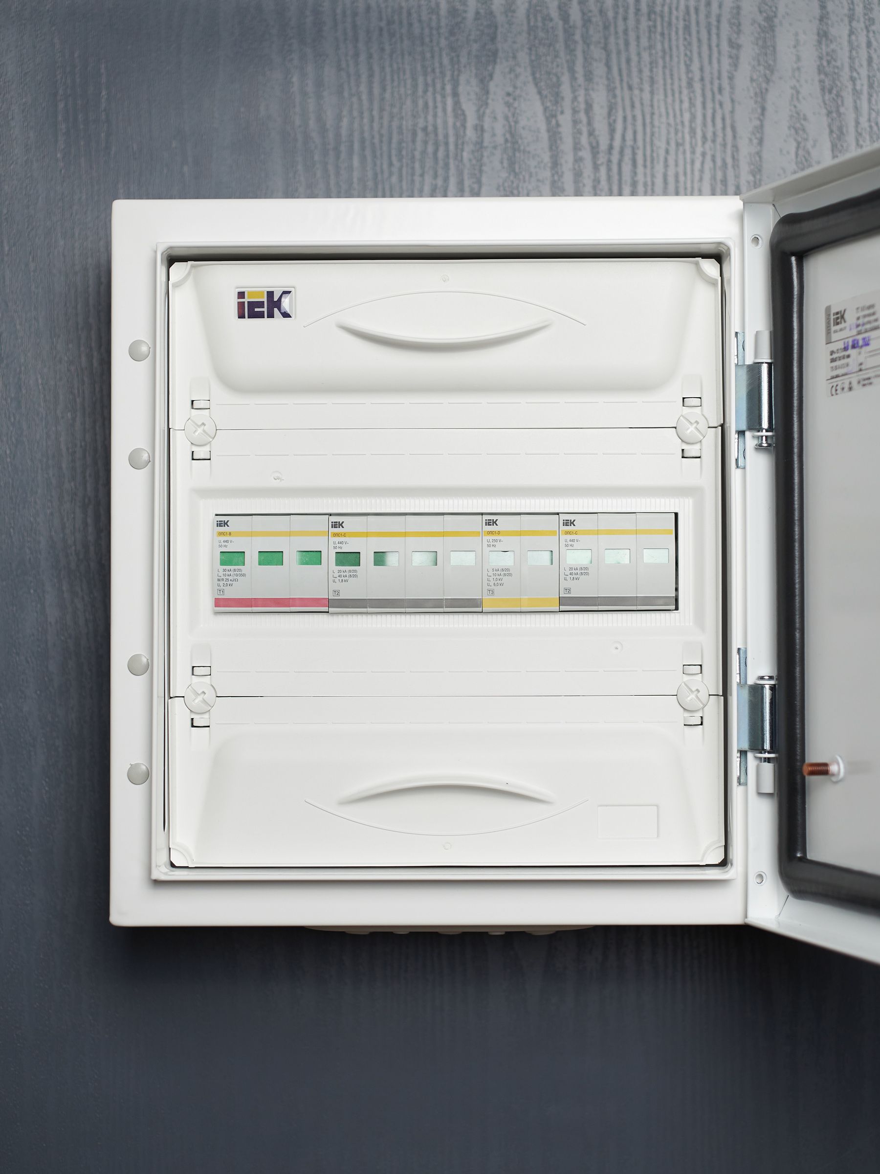 KARAT Ограничитель импульсного перенапряжения ОПС1-D 2P In=5кА Un=230В Im=10кА IEK — фото