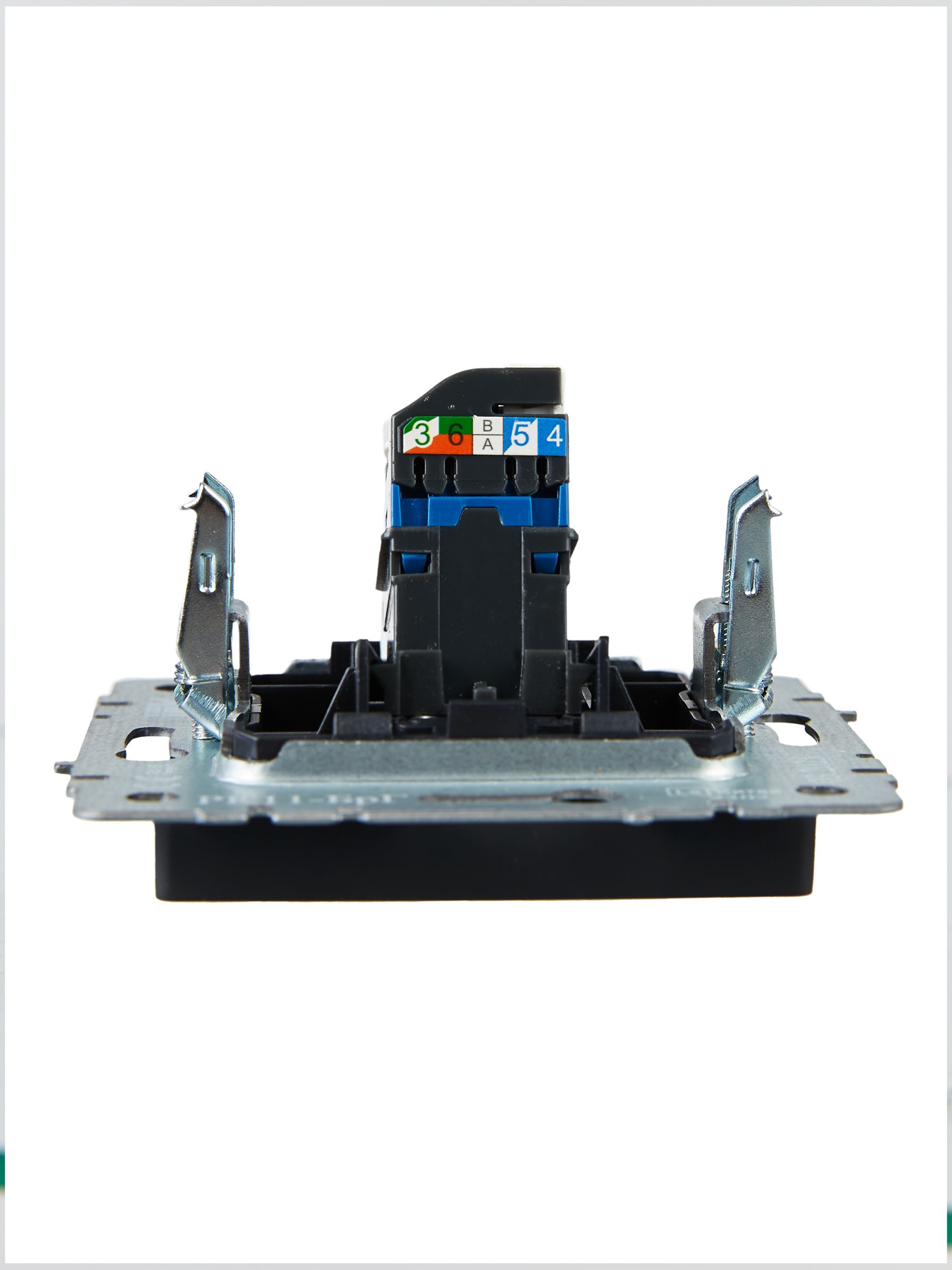 BRITE Розетка компьютерная RJ45 кат.6 РК11-БрЧ черный IEK — фото