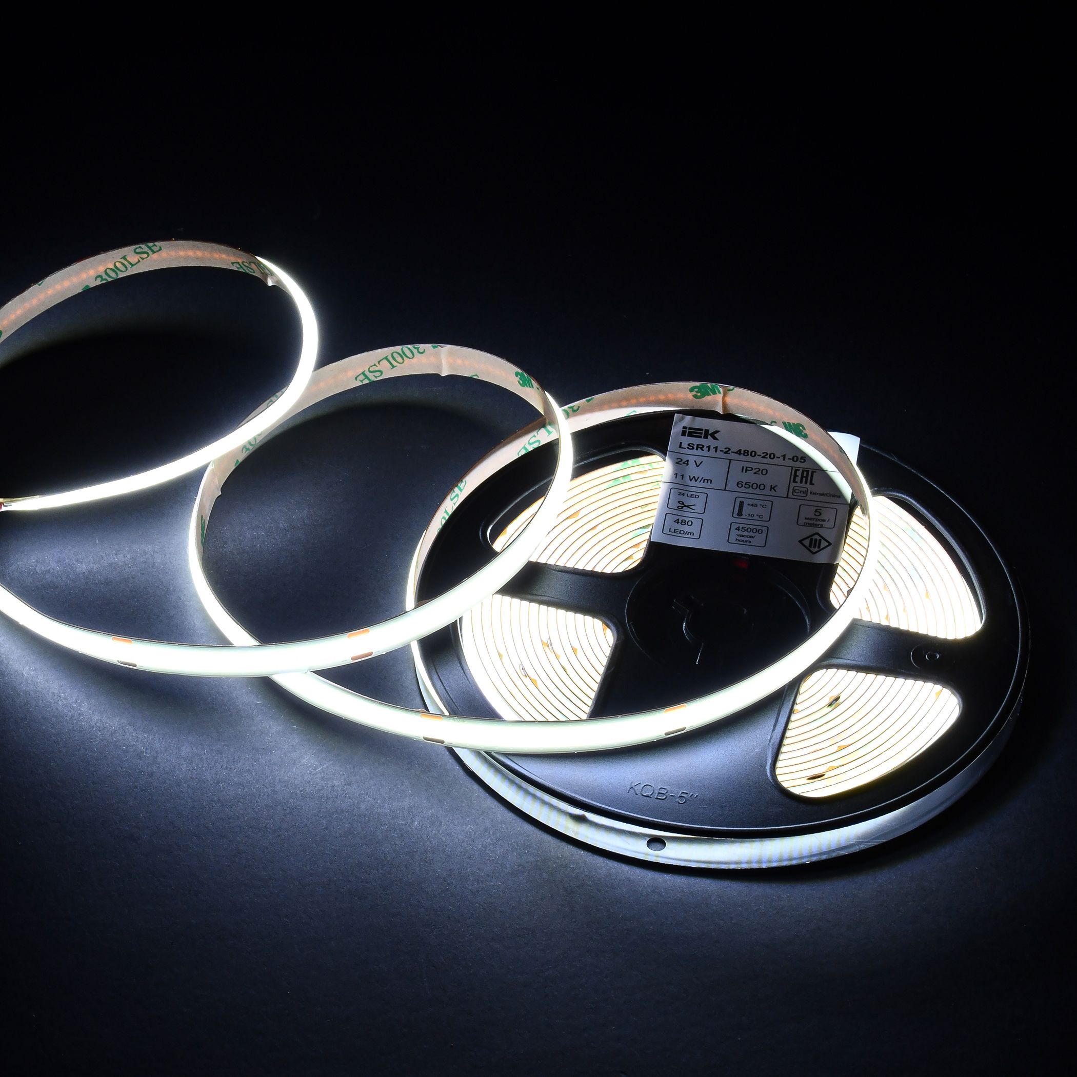 Лента светодиодная 5м COB 480LED/м 11Вт/м IP20 ширина 8мм 24В холодный белый IEK — фото