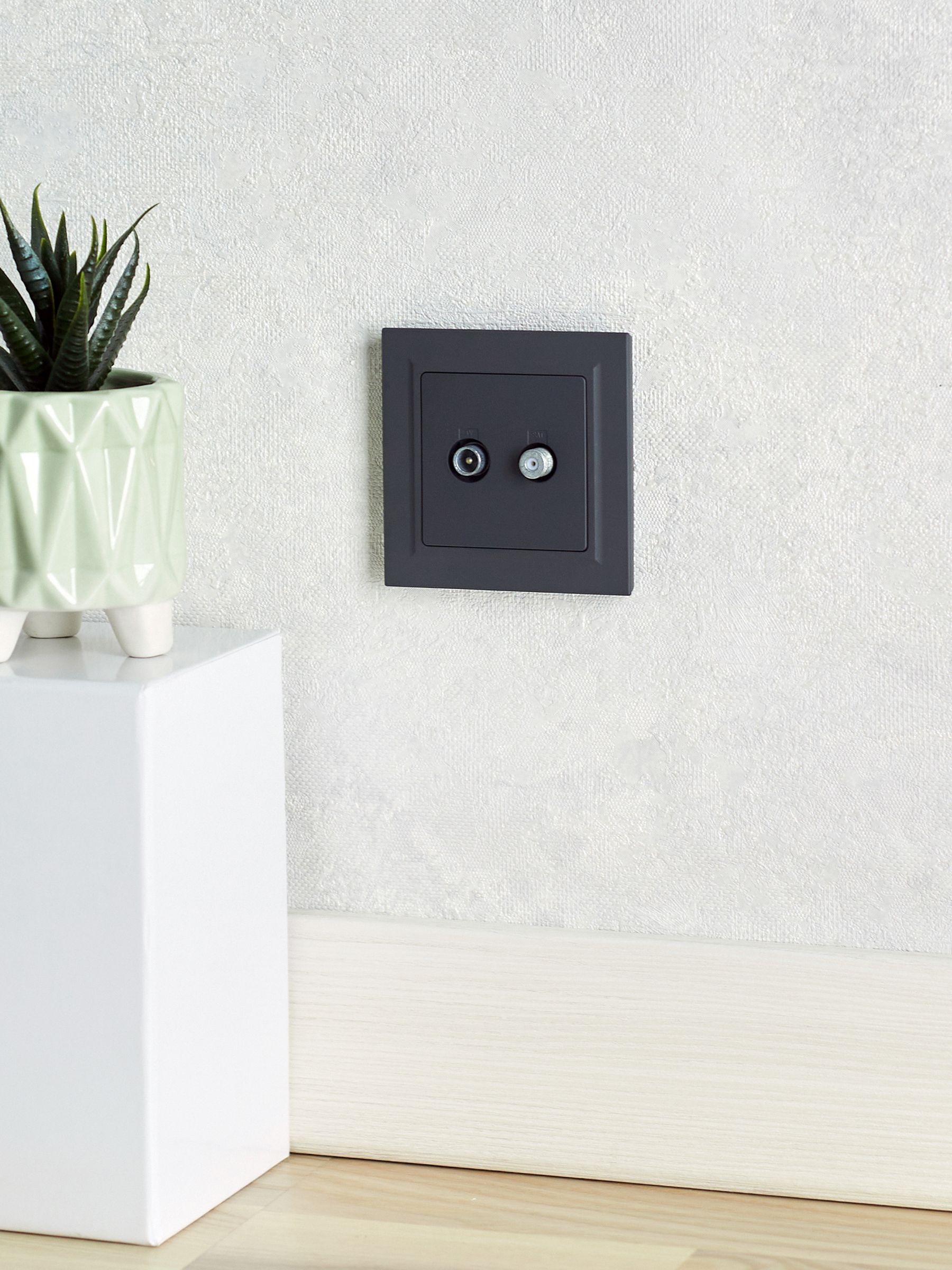BRITE Рамка 1-местная IP44 РУ-1-БрГ-44 графит IEK — фото