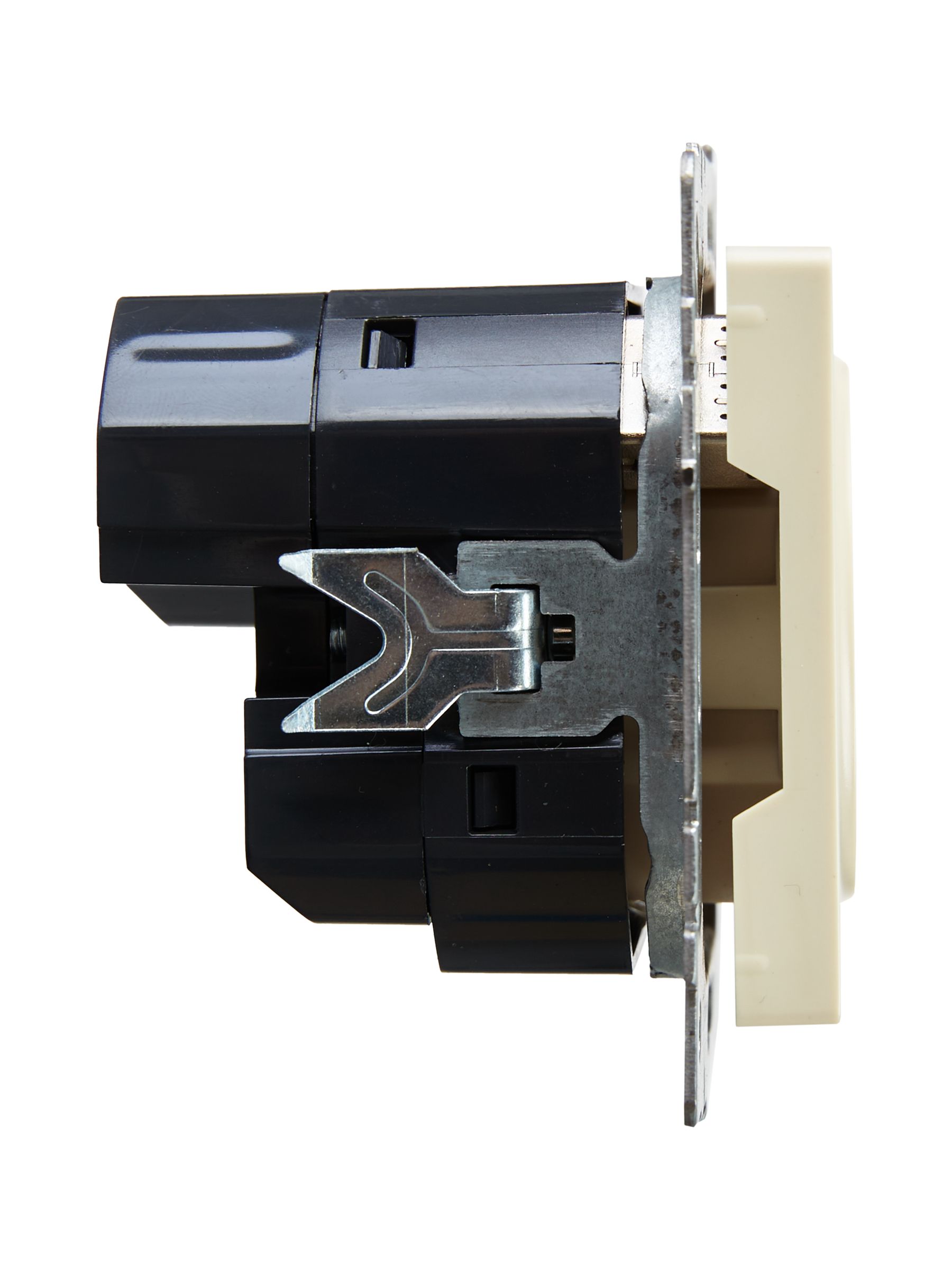 BRITE Розетка 1-местная с заземлением с защитными шторками 16А с USB A+A 5В 2,1А РЮш10-1-БрКр бежевый IEK — фото