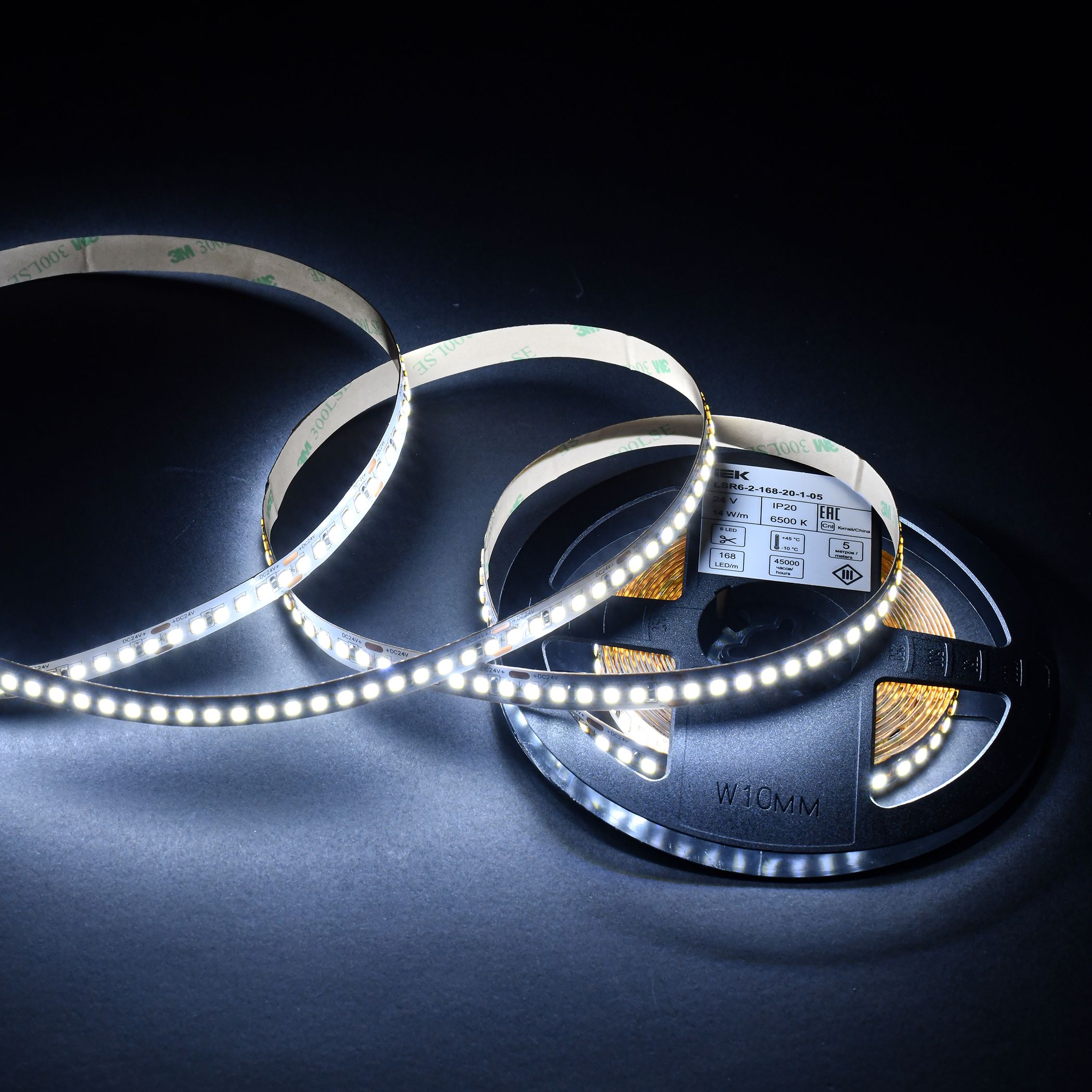 Лента светодиодная 5м SMD2835 168LED/м 14Вт/м IP20 ширина 10мм 24В холодный белый IEK — фото