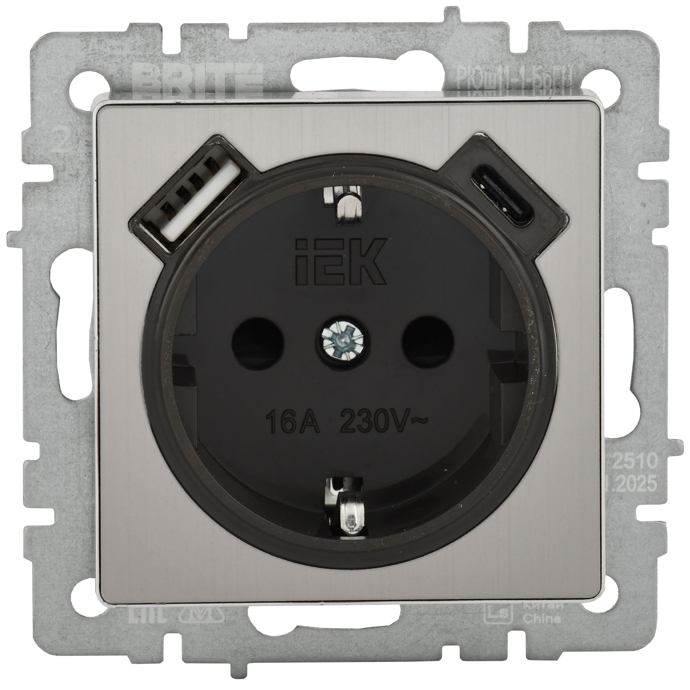 BRITE Розетка 1-местная с заземлением с защитными шторками 16А с USB A+C 18Вт РЮш11-1-БрГН металл хром/никель IEK — фото