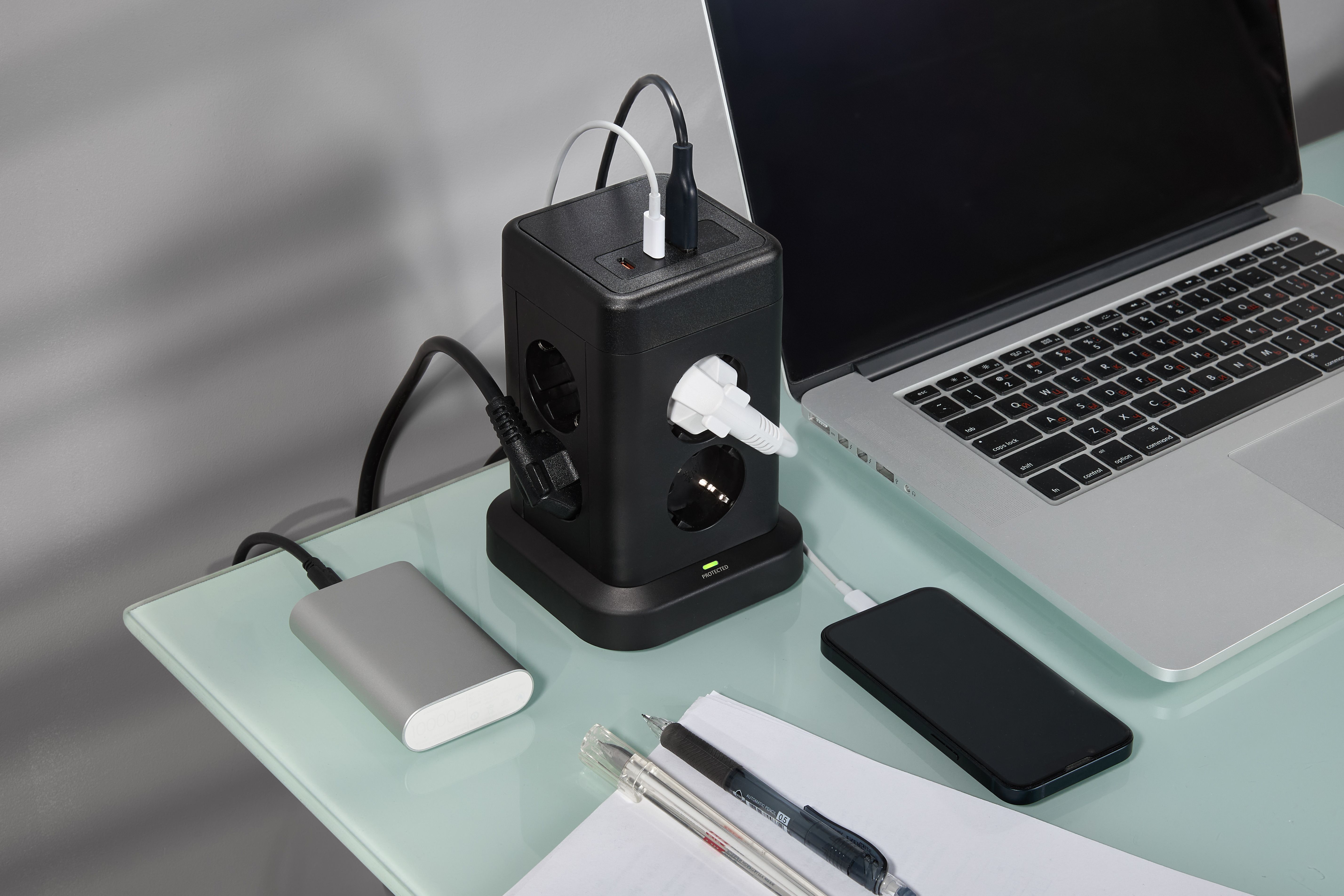 Удлинитель У08K 8 мест 2P+PE 1,5м 3х1,0мм2 16А/250В USB A+C 20Вт черный DOMINIC IEK — фото
