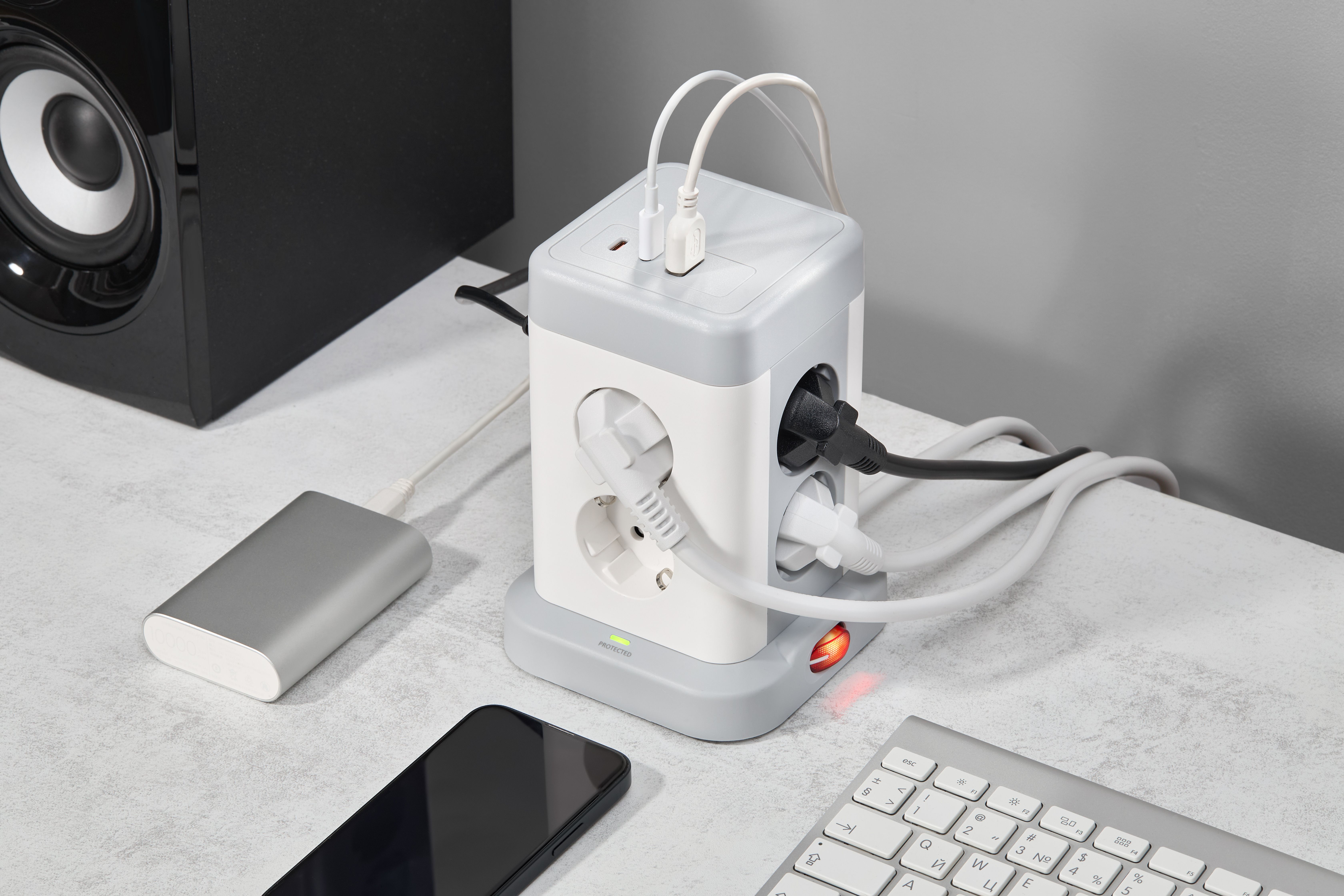 Удлинитель У08K 8 мест 2P+PE 1,5м 3х1,0мм2 16А/250В USB A+C 20Вт серый DOMINIC IEK — фото