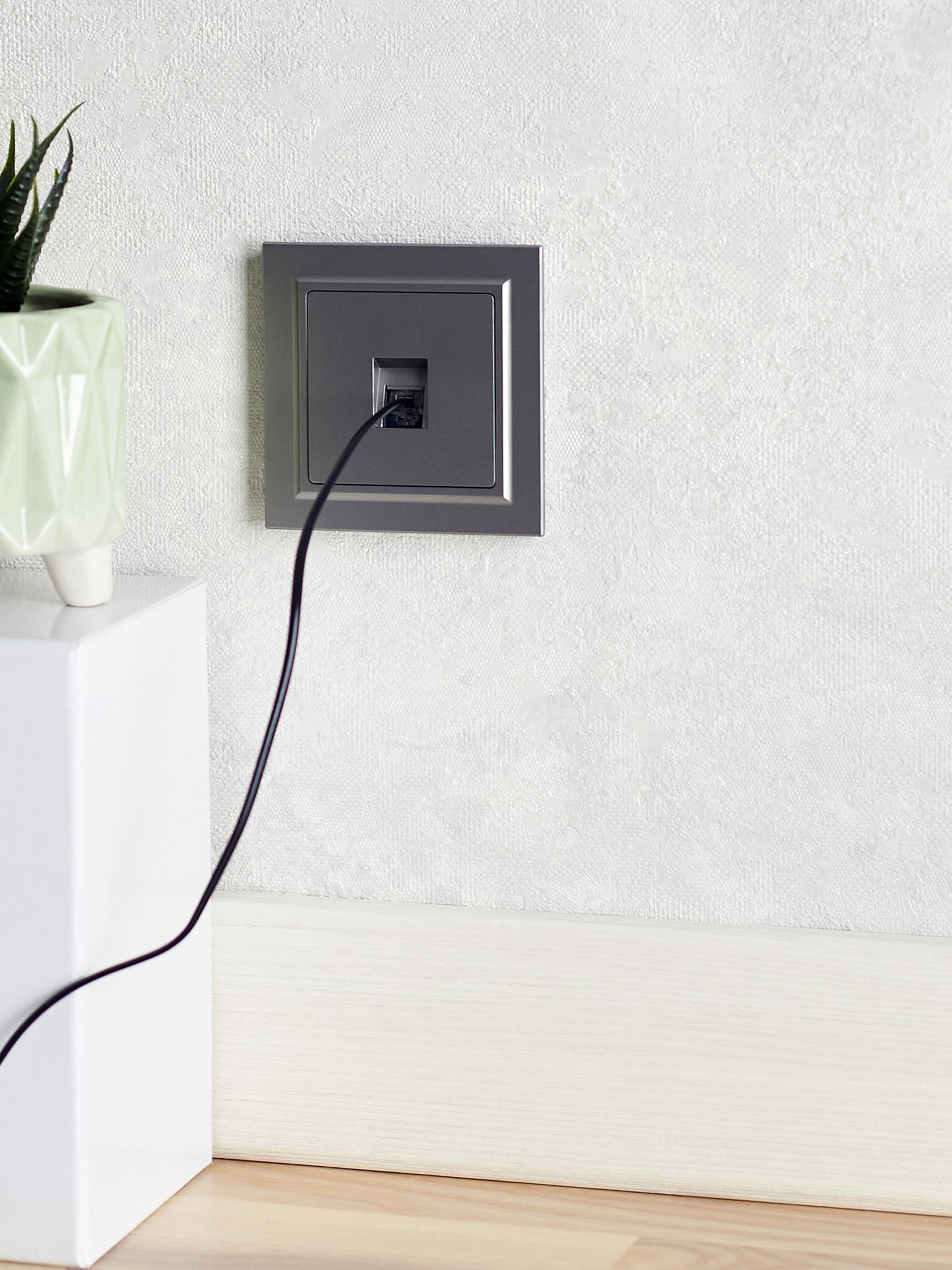 BRITE Розетка компьютерная RJ45 кат.5E РК10-БрС сталь IEK — фото