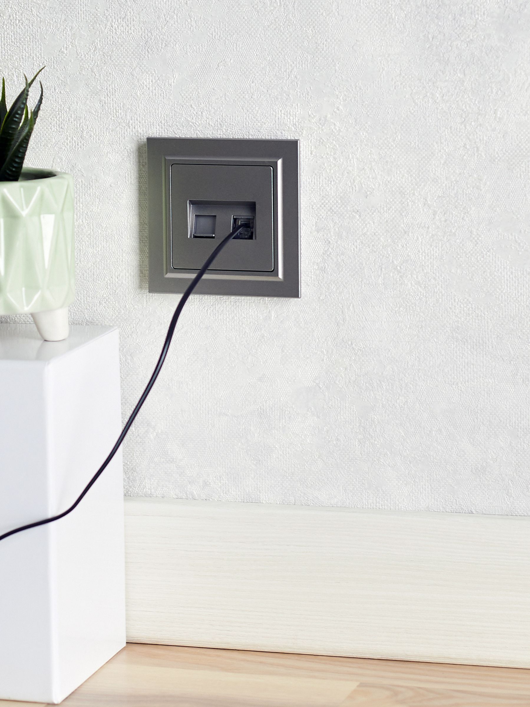 BRITE Розетка компьютерная двойная RJ45 кат.5E РК10-2-БрС сталь IEK — фото
