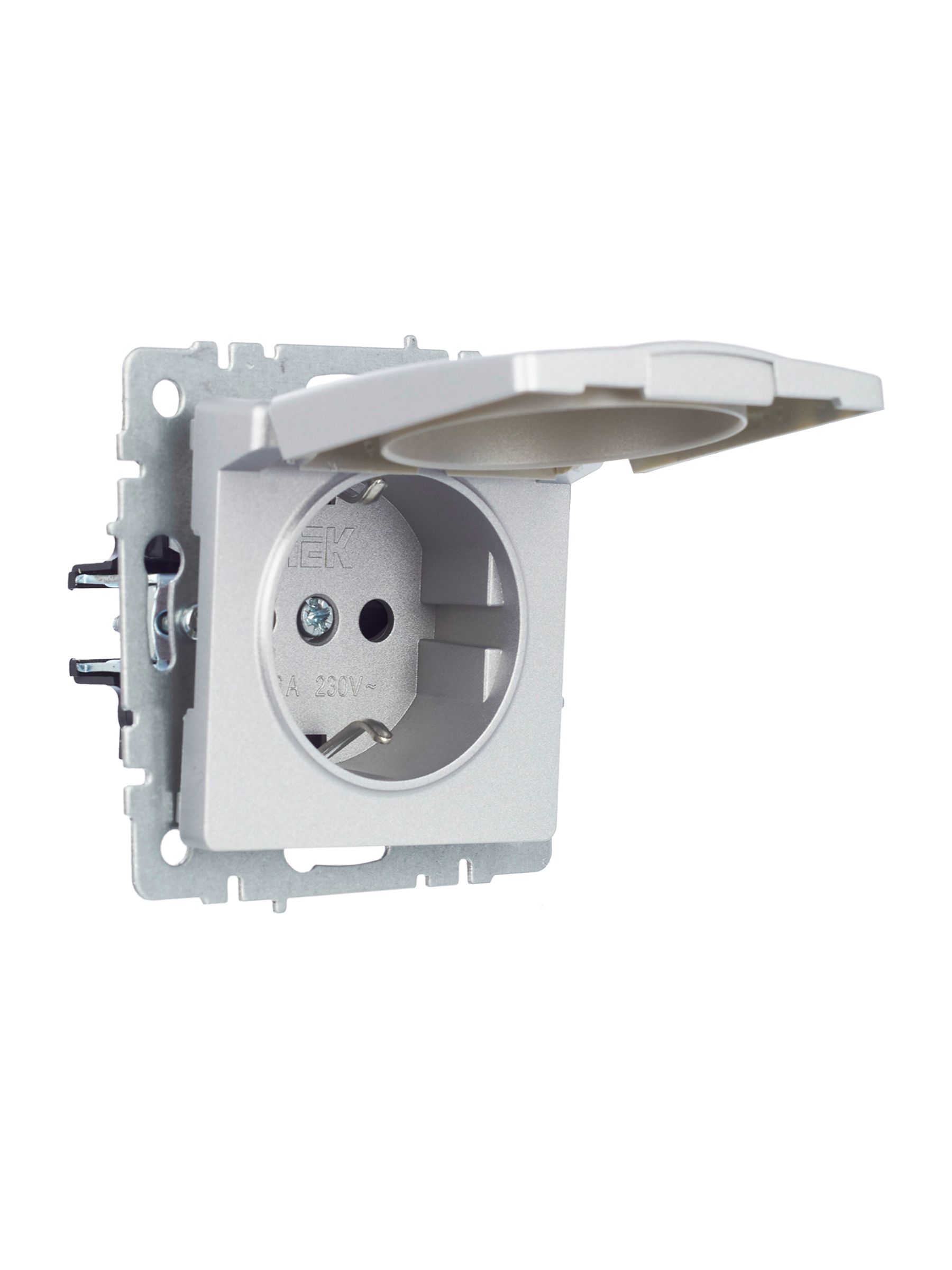 BRITE Розетка 1-местная с заземлением с защитными шторками и крышкой 16А IP20 РСбш10-3-БрА алюминий IEK — фото