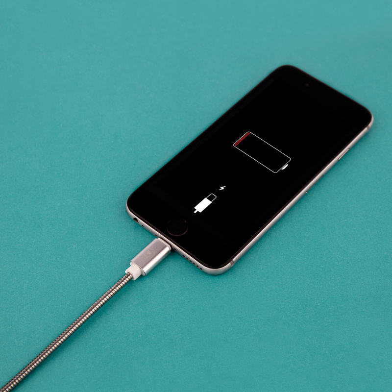 Кабель USB-A – Lightning, 2,4А, 1м, в металлической оплетке REXANT — фото