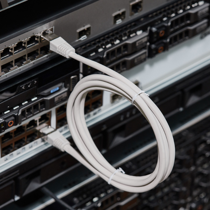 Шнур коммутационный патч-корд F/UTP RJ45-RJ45, CAT 5e, LSZH серый, 1,5м REXANT — фото