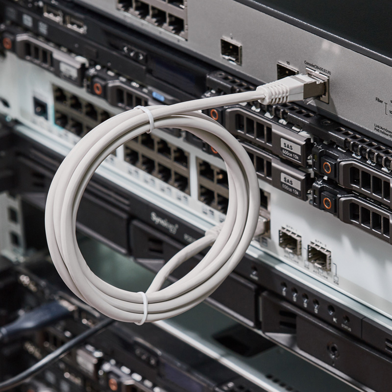 Шнур коммутационный патч-корд F/UTP RJ45-RJ45, CAT 5e, LSZH серый, 1,5м REXANT — фото