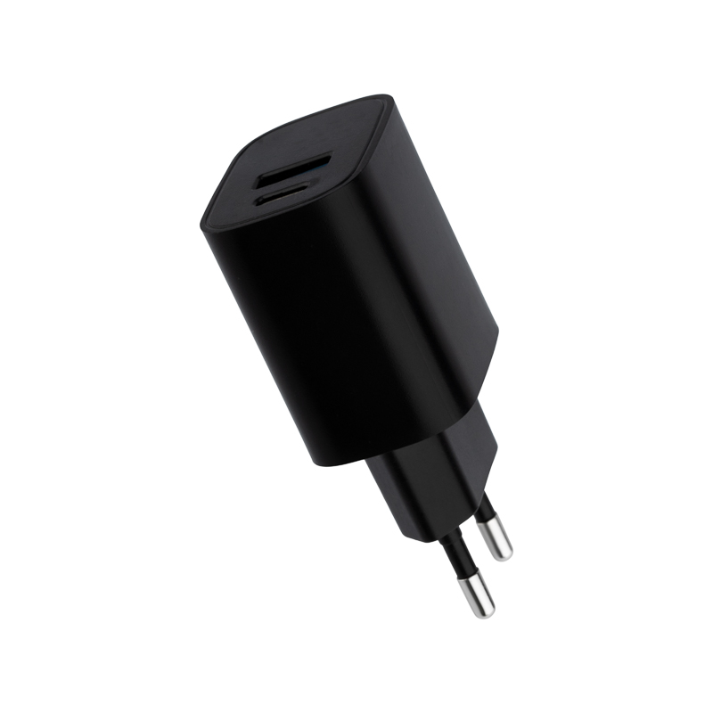 Сетевое зарядное устройство USB + Type-C, 5В, 2,4A, черное REXANT — фото