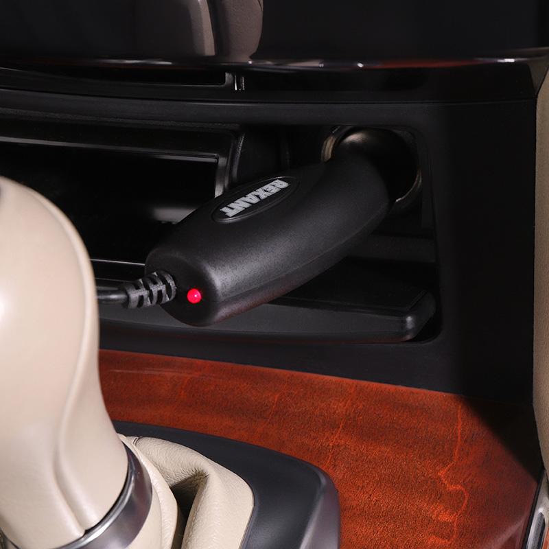 Автозарядка в прикуриватель micro USB (АЗУ) (5В, 1000мА) шнур прямой 1,2 м черная REXANT — фото