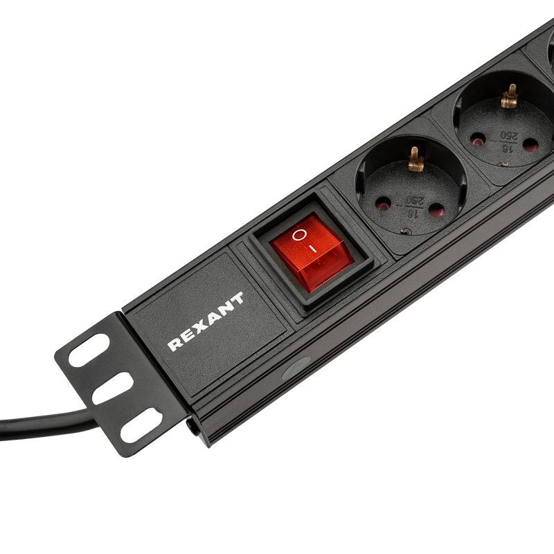 Блок распределения питания PDU горизонтальный 1U 8 розеток СЕЕ 7/4 Schuko 10A выкл алюм корп шнур 2м вилка C14 черный REXANT — фото