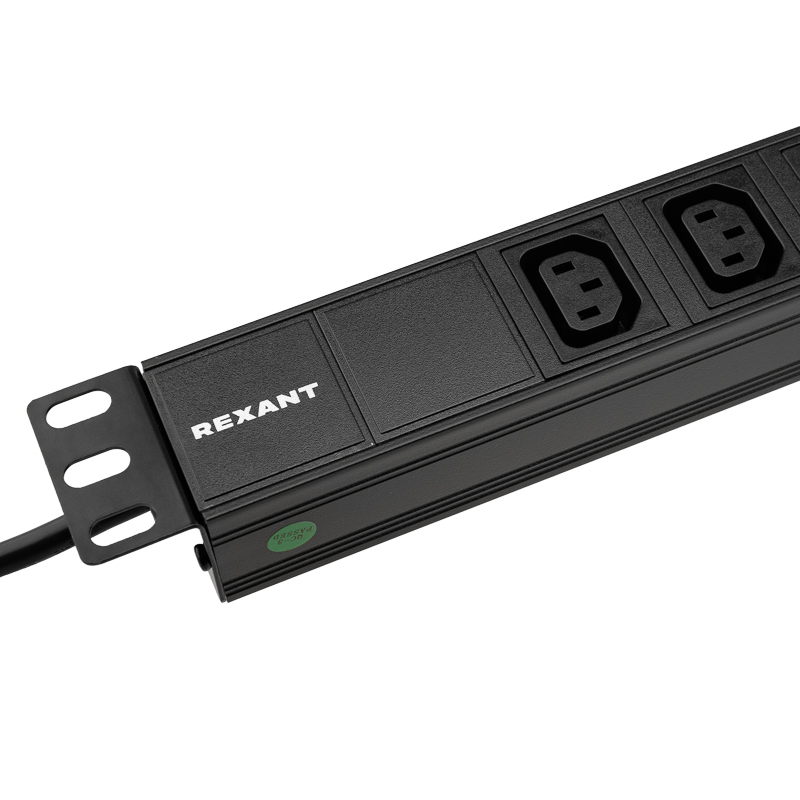 Блок распределения питания PDU горизонтальный 1U 8 розеток C13 10A без выкл алюм корп шнур 2м вилка C14 черный REXANT — фото