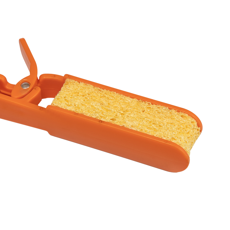 Щетка для очистки листьев растений ЧЕТЫРЕ СЕЗОНА — фото