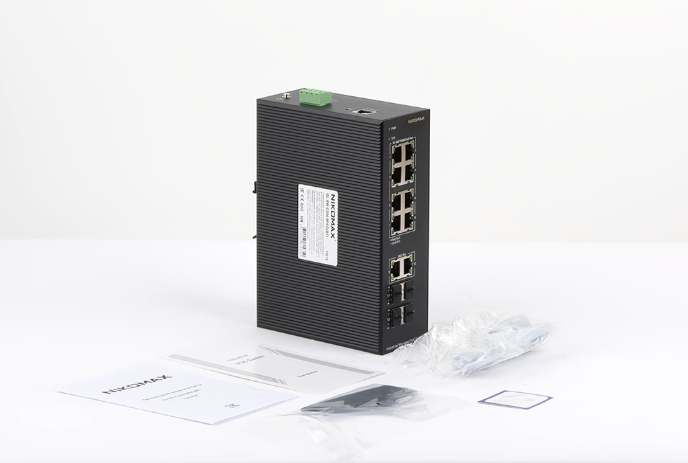 Управляемый промышленный L2 коммутатор NIKOMAX, 8*10/100/1000Мбит/с PoE (af/at), 2*10/100/1000Мбит/с PoE (BT), 2*1Гбит/с SFP, 2*2.5Гбит/с SFP, Крепление на DIN-рейку, 2*ввода питания, питание 12-55В (блок питания 420Вт поставляется отдельно), -40С +85С. — фото