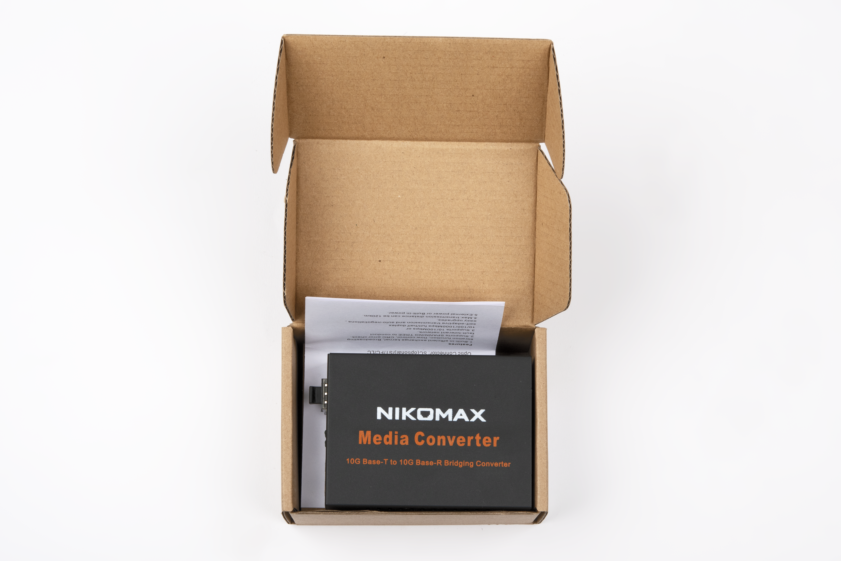 Медиаконвертер неуправляемый NIKOMAX, UTP 1000/2500/5000/10000Мбит/с, SFP+ 1/10Гбит/с, 5-12В (блок питания 5В/2А в комплекте) — фото